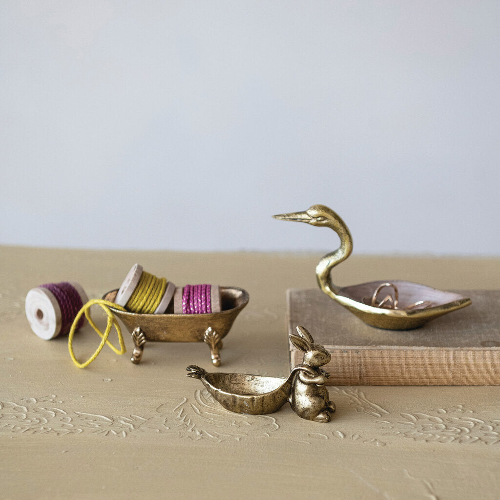 RABBIT PULLING A CARROT PEWTER DISH