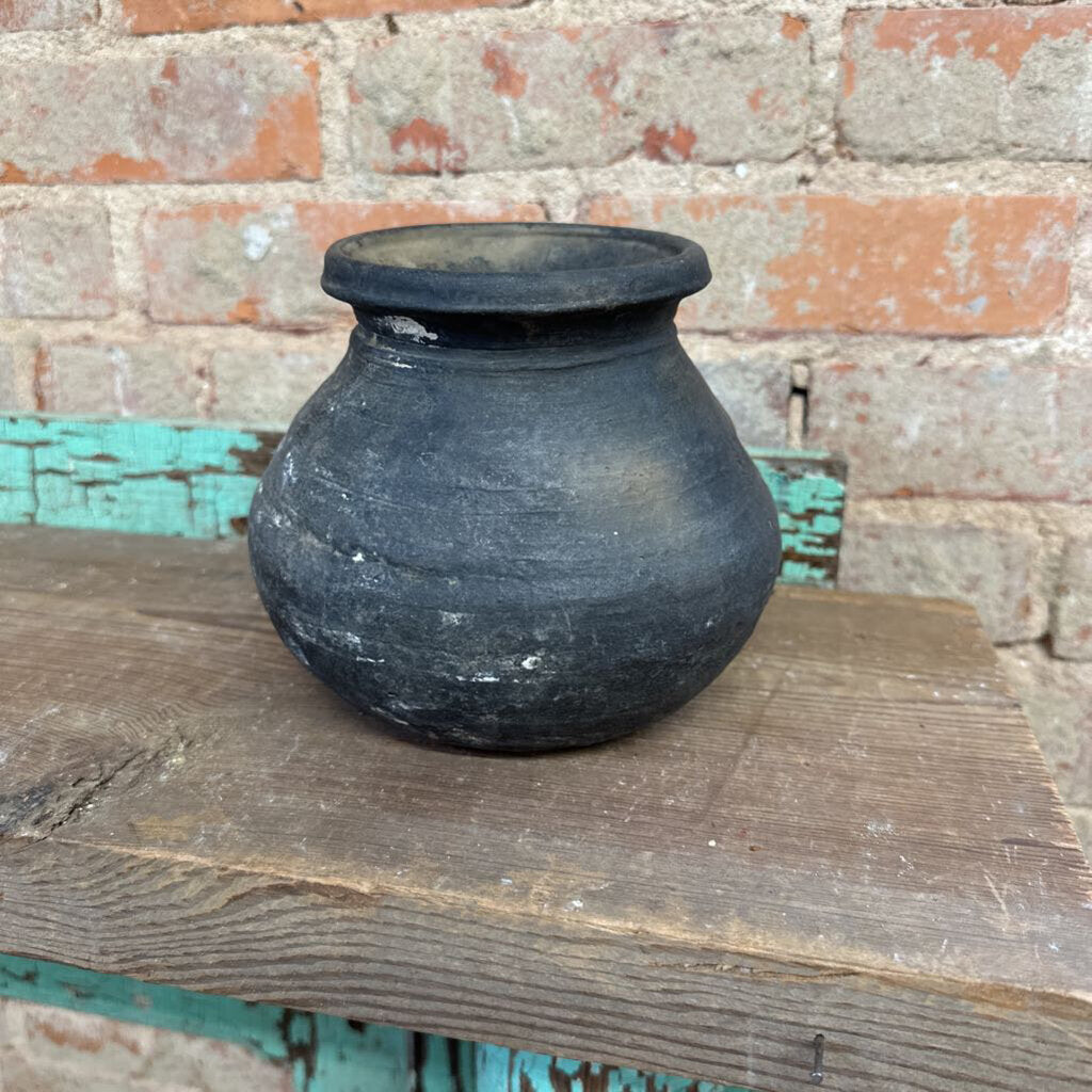 black clay planter pots ANTIQUE CLAY POTS – The Gathered Warehouse