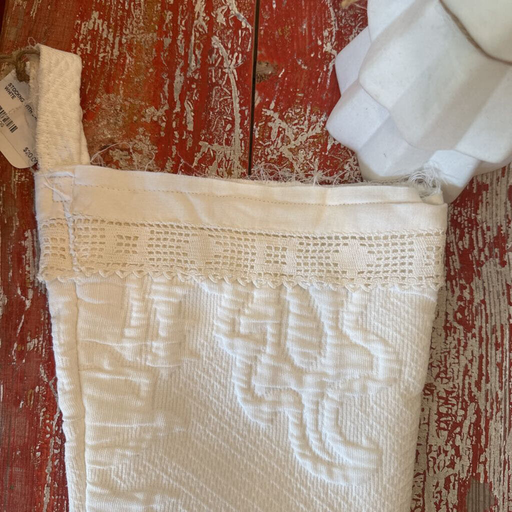 STOCKING WITH LACE TRIM