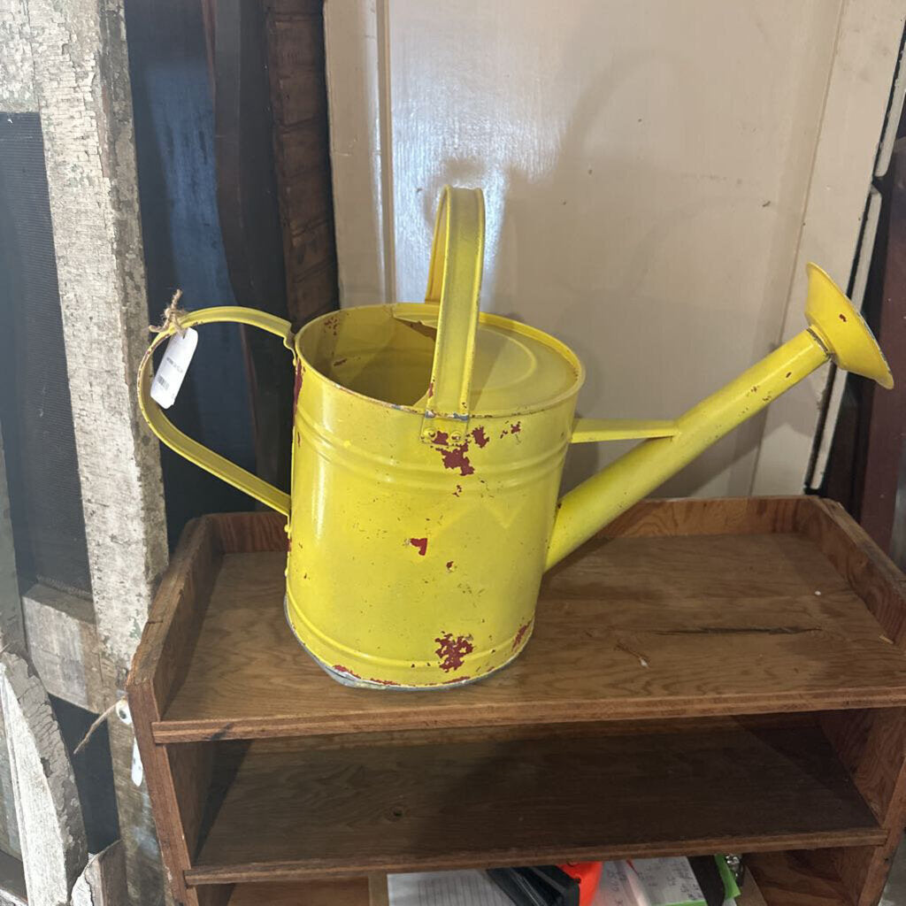 WATERING CAN