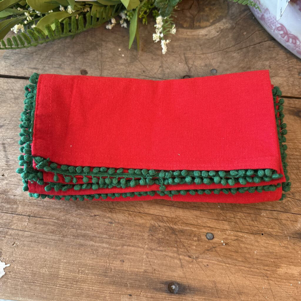 POM POM TRIM NAPKINS