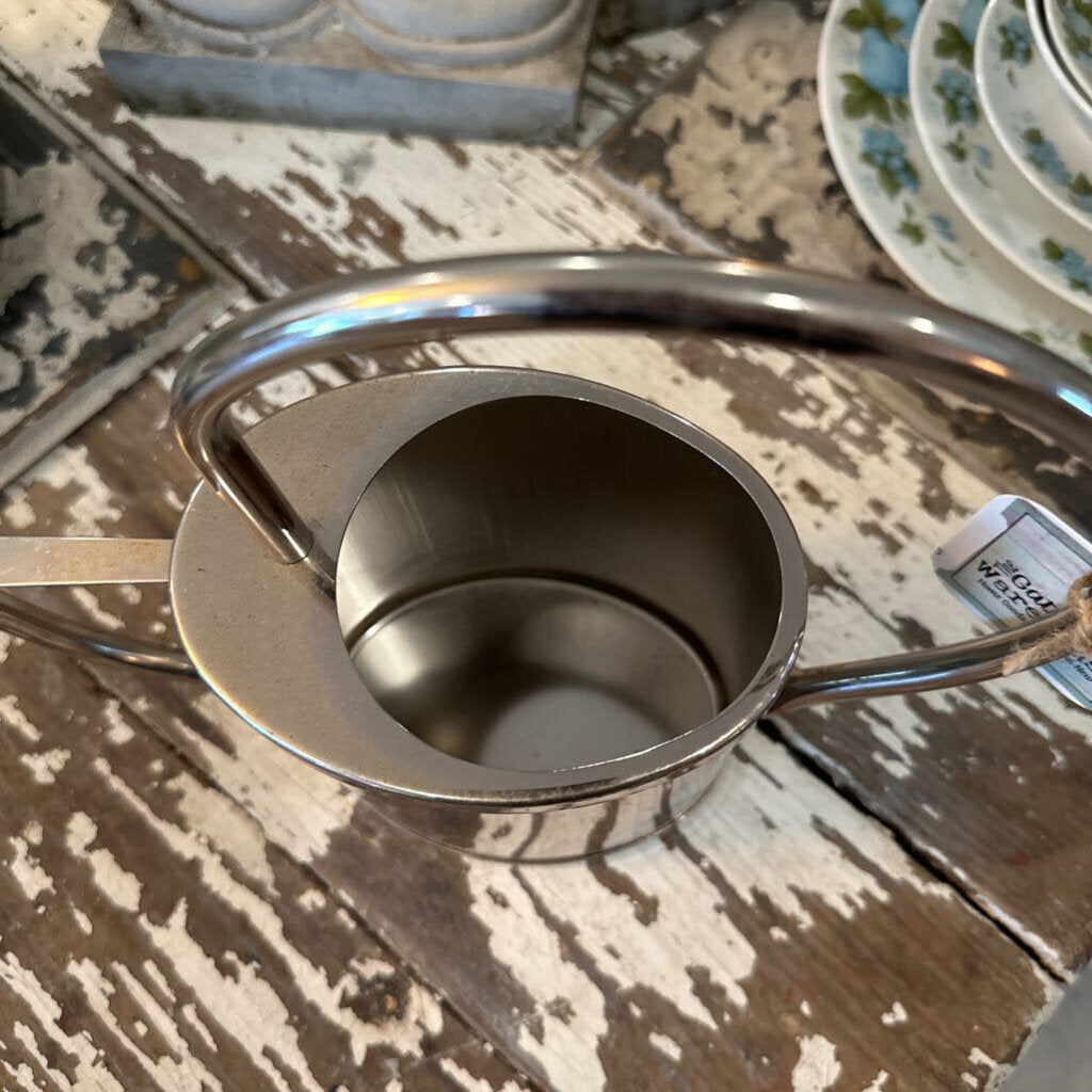 WATERING CAN