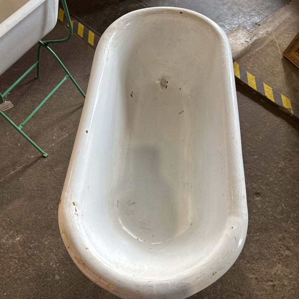VINTAGE BABY BATH TUB ON STAND