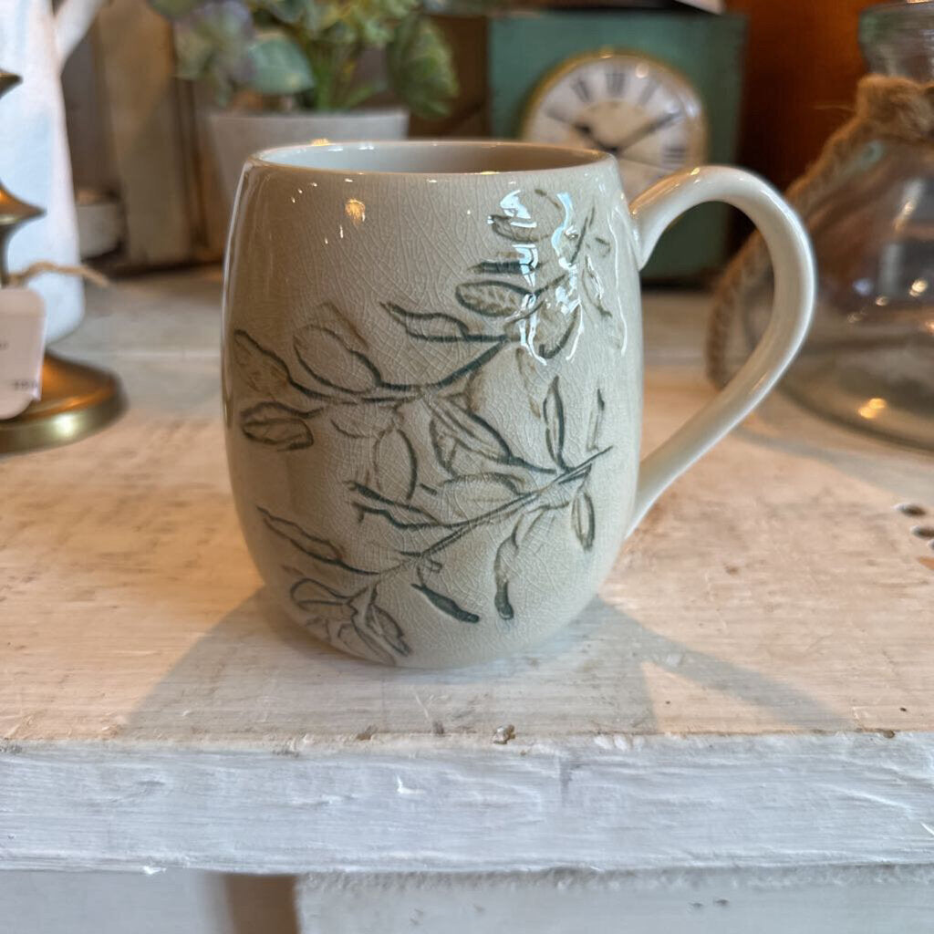 DEBOSSED STONEWARE MUG
