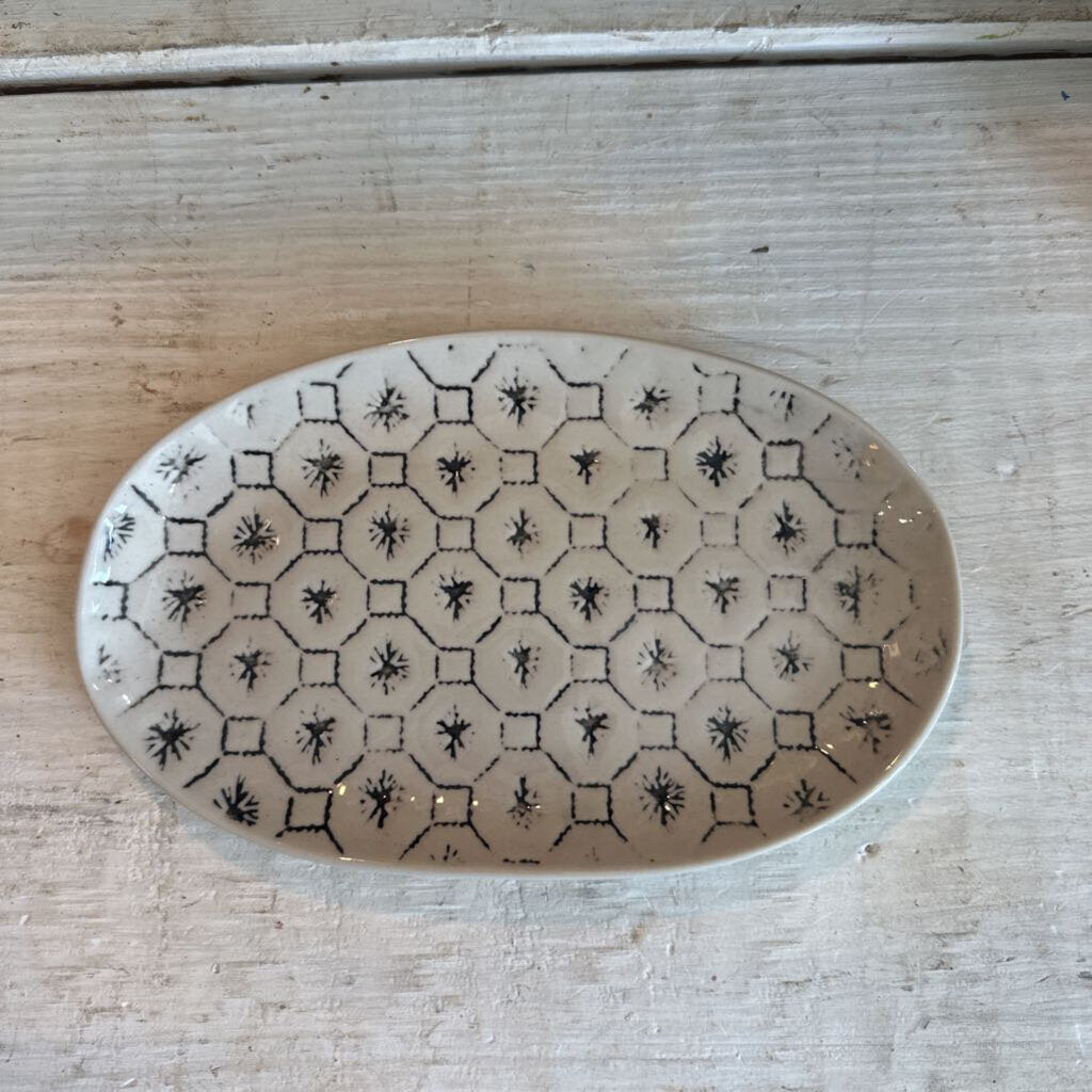 HAND STAMPED OVAL STONEWARE PLATE