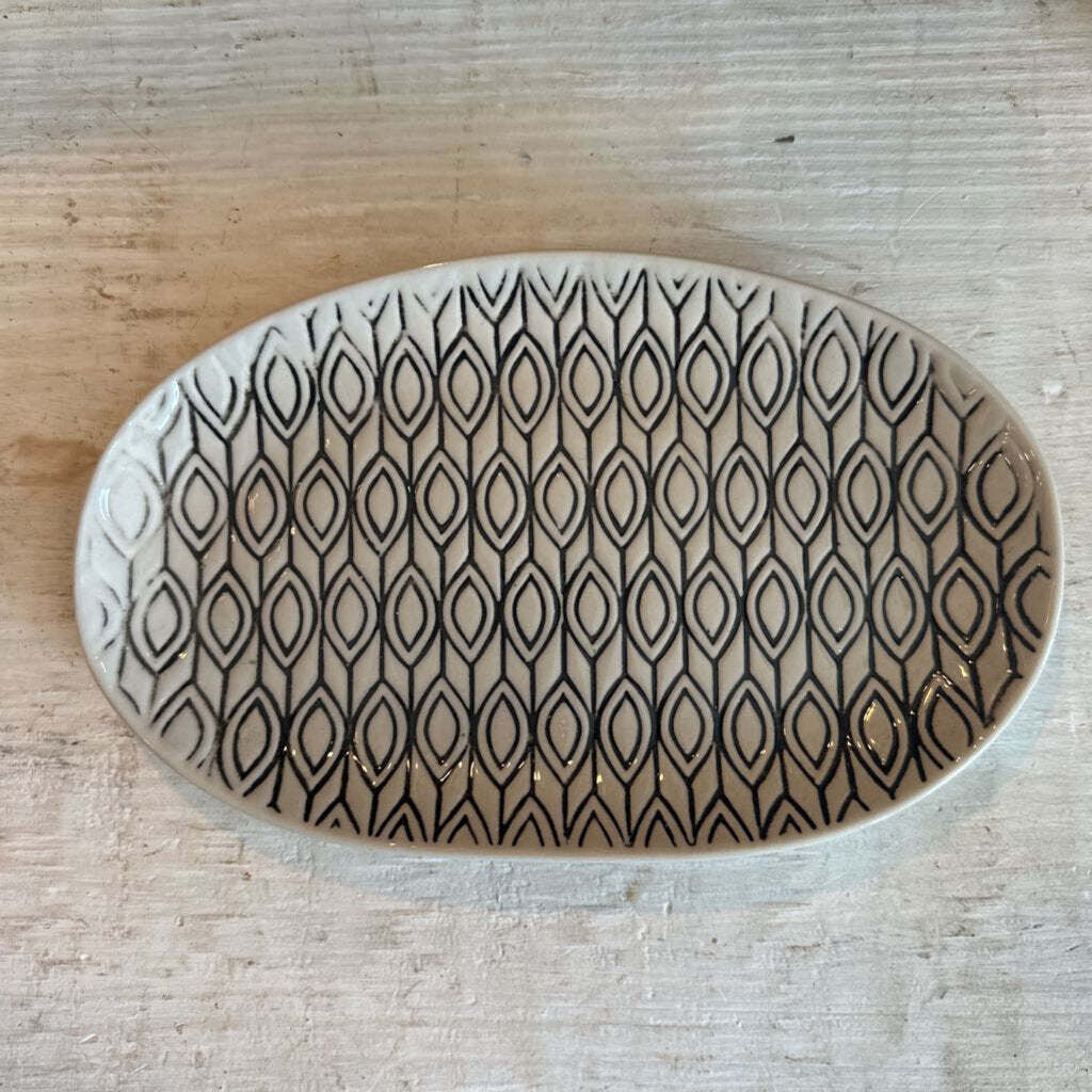 HAND STAMPED OVAL STONEWARE PLATE