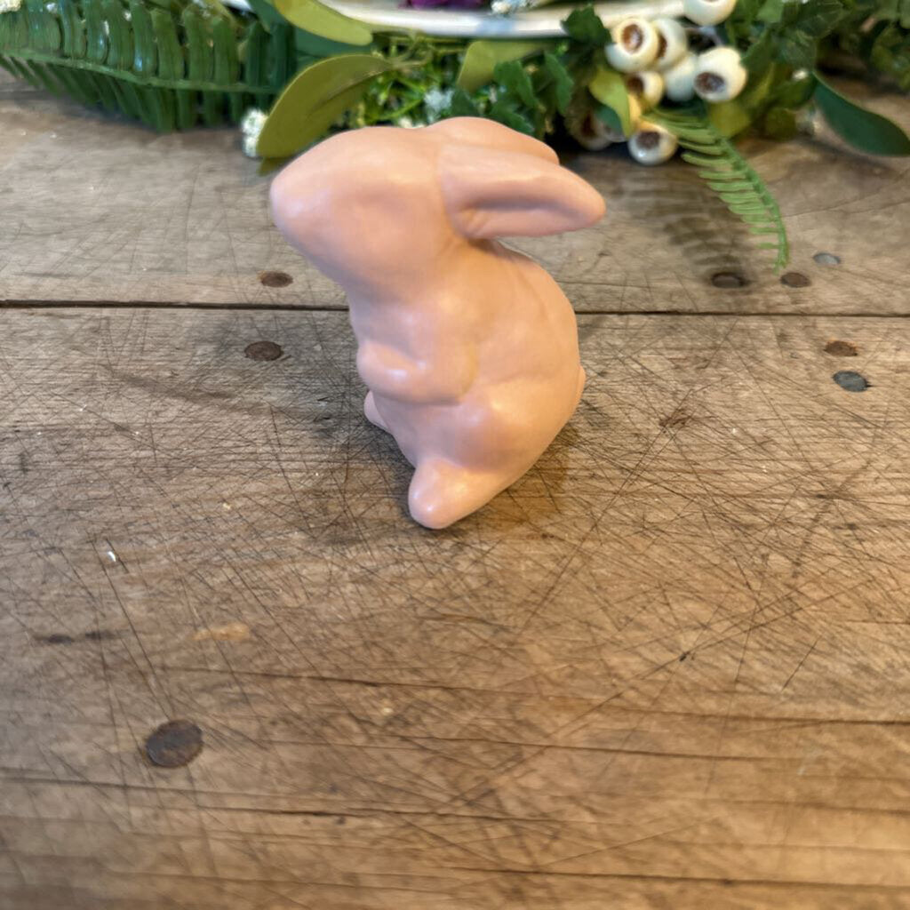 STONEWARE RABBIT MATTE FINISH