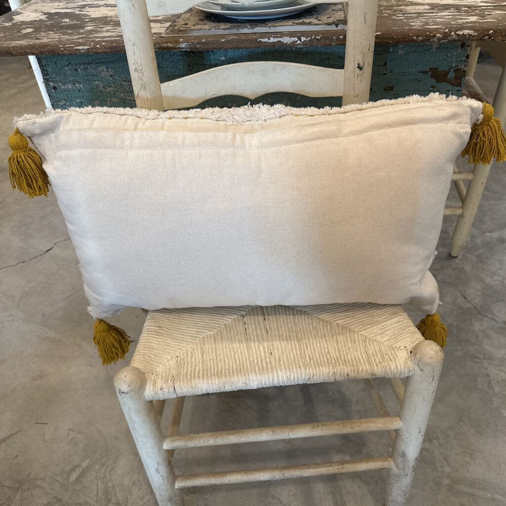 LINEN BOHO PILLOW WITH TASSELS