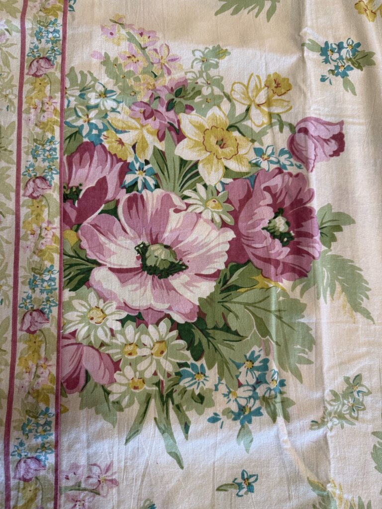 TABLE CLOTH
