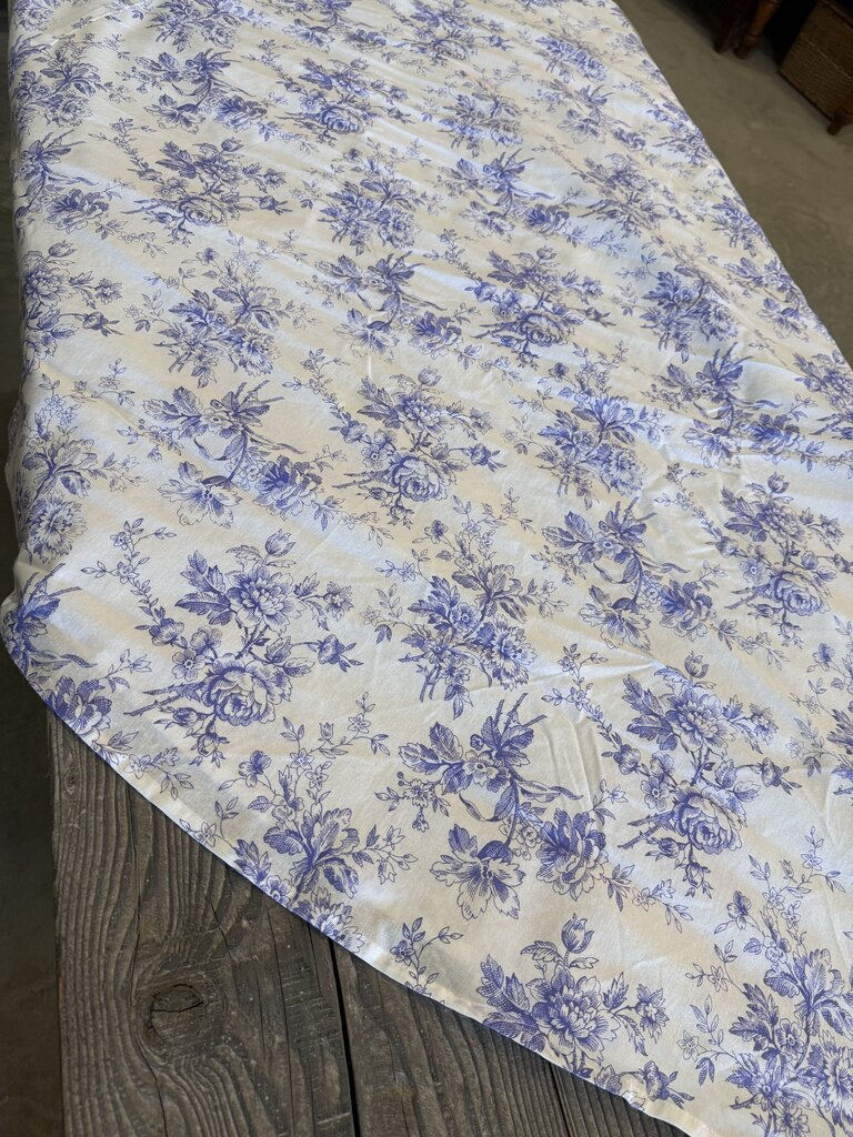 TABLE CLOTH