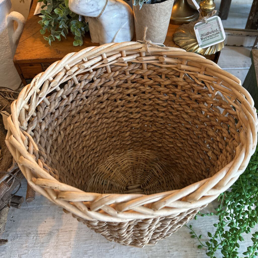 RATTAN BASKET