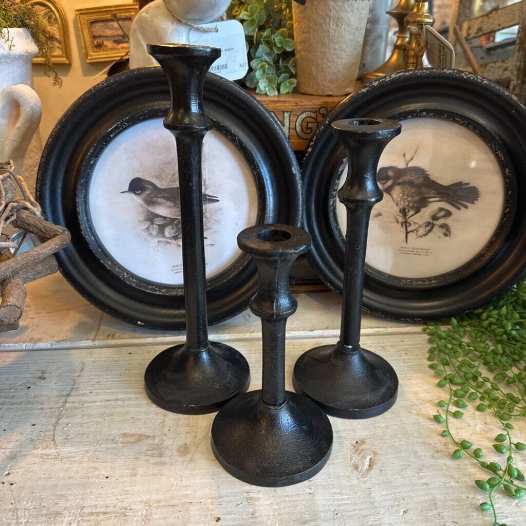 ROUND STEM METAL TAPER CANDLESTICK