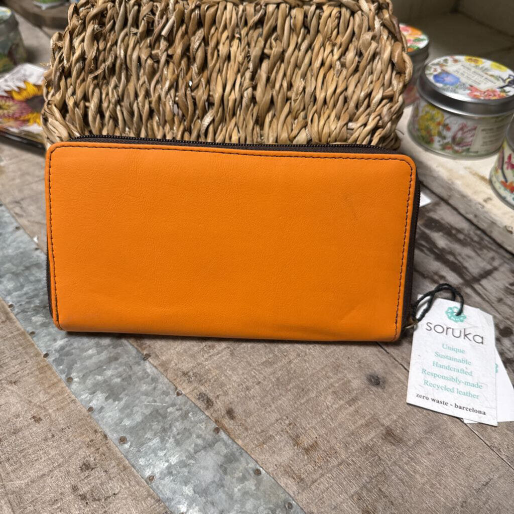 CARLA LEATHER WALLET