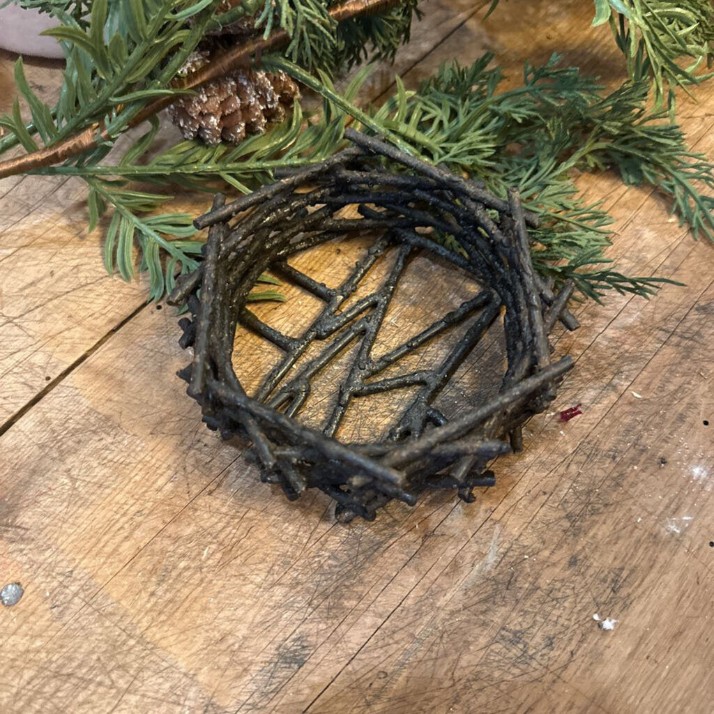 METAL BIRD NEST