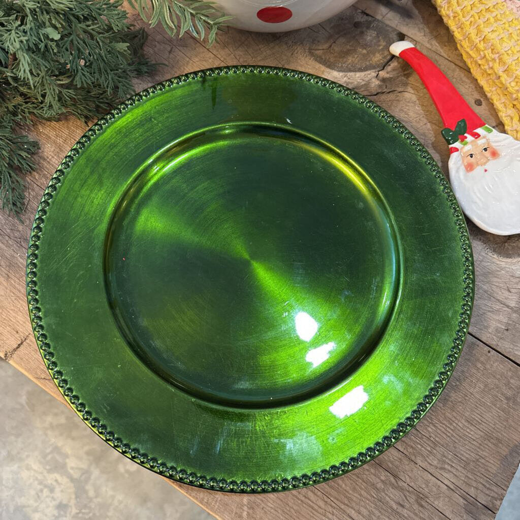 CHARGER PLATE