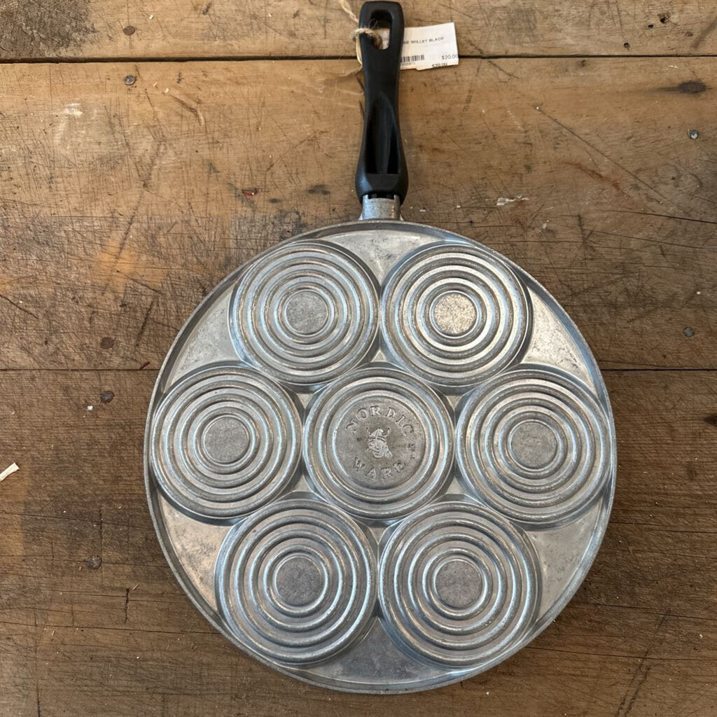 HOE CAKE SKILLET
