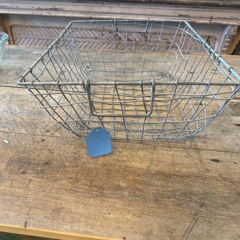 WIRE BASKET