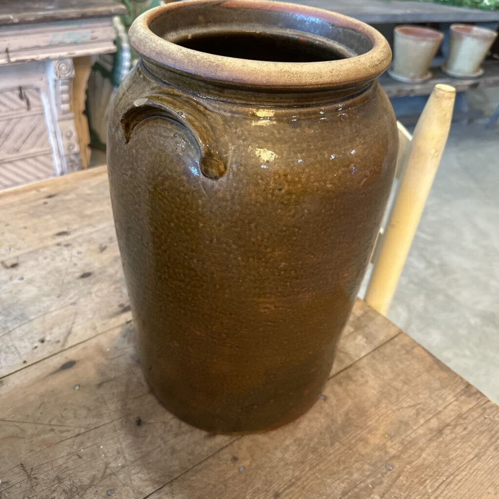 GA POTTERY JUG WITH HANDLE