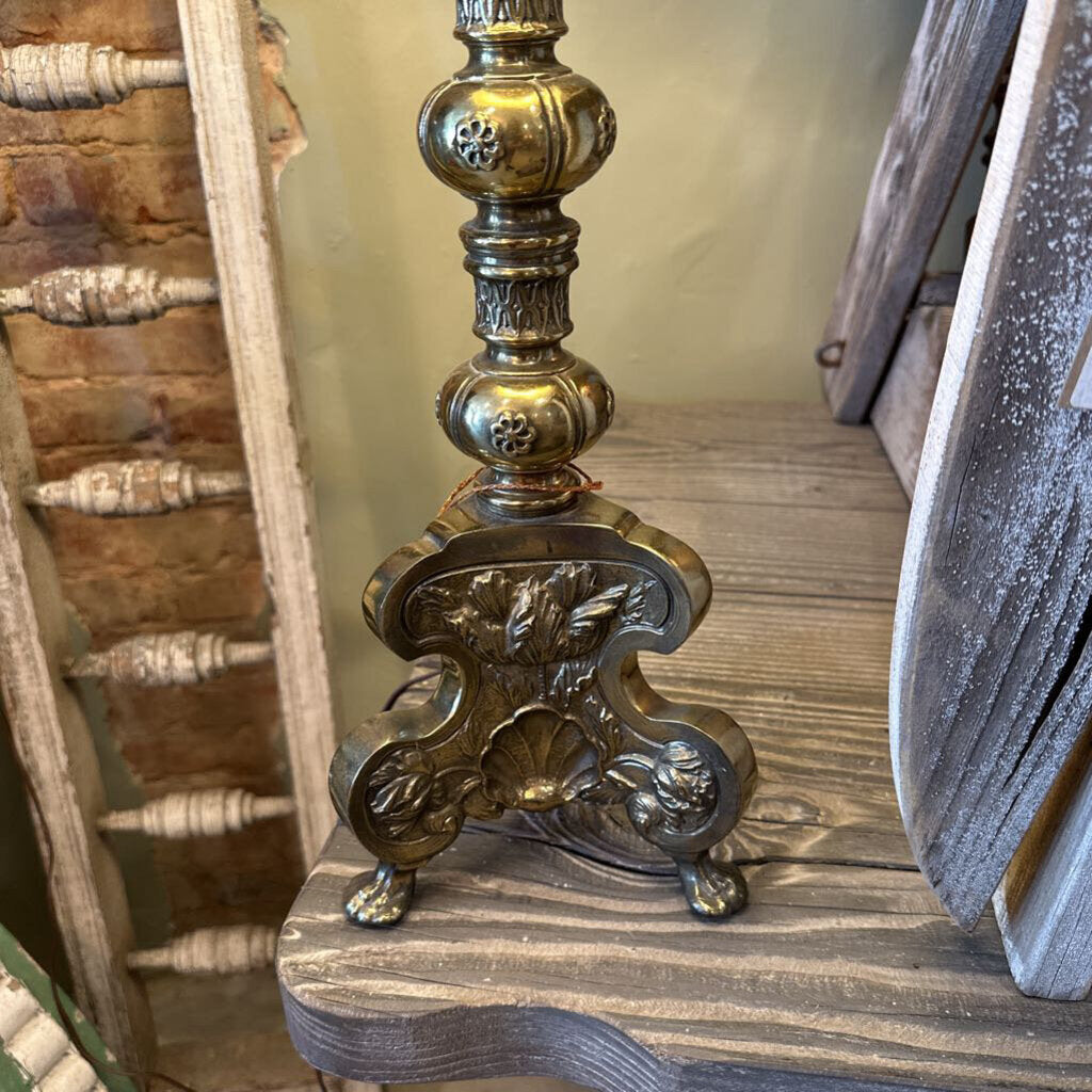 BRASS LAMP