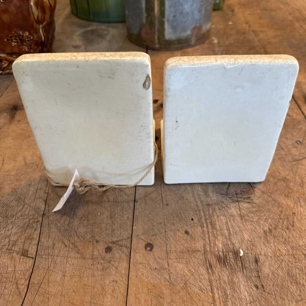 CERAMIC BOOKENDS
