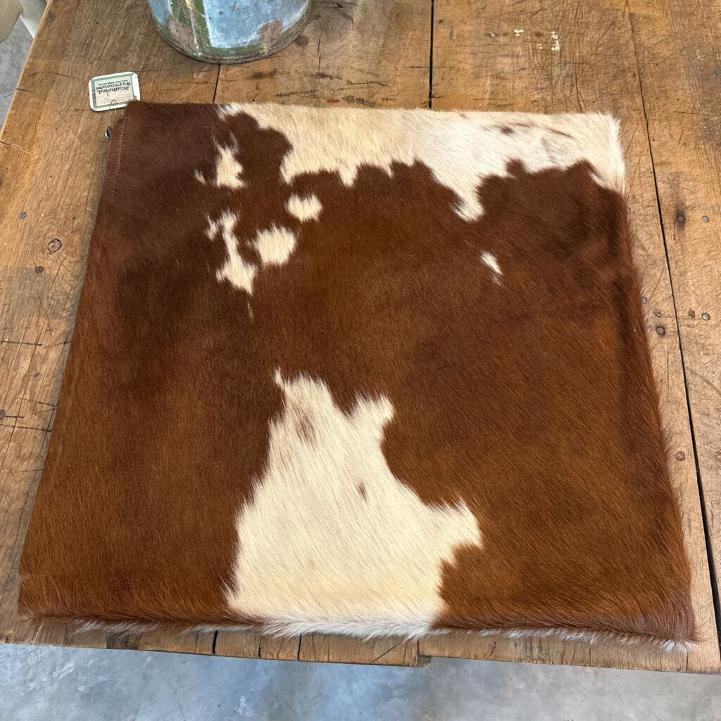 COWHIDE PILLOW COVER