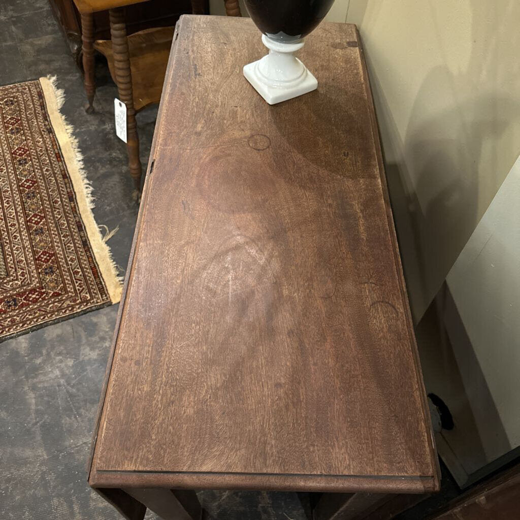EUROPEAN DROP LEAF TABLE