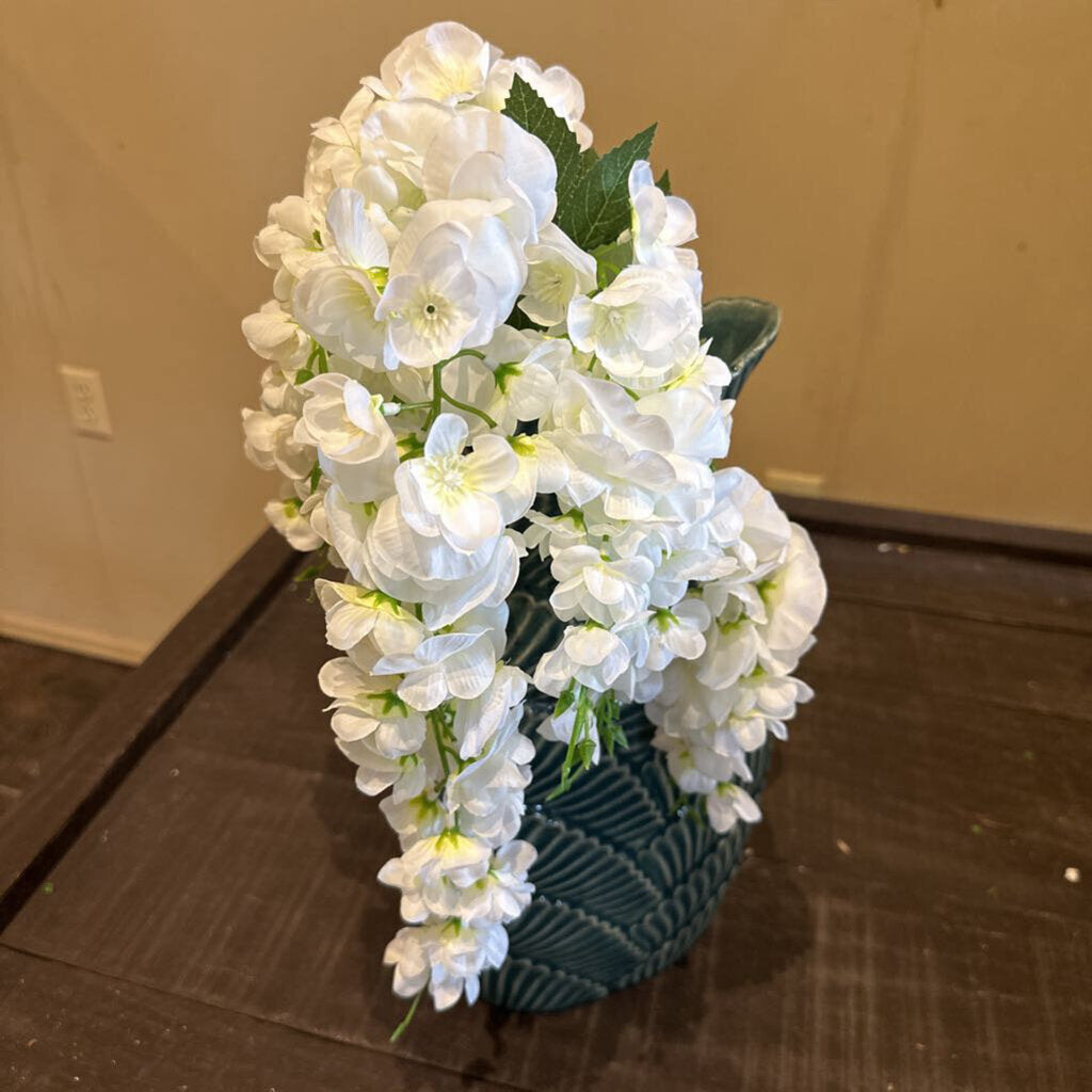 WISTERIA BOUQUET