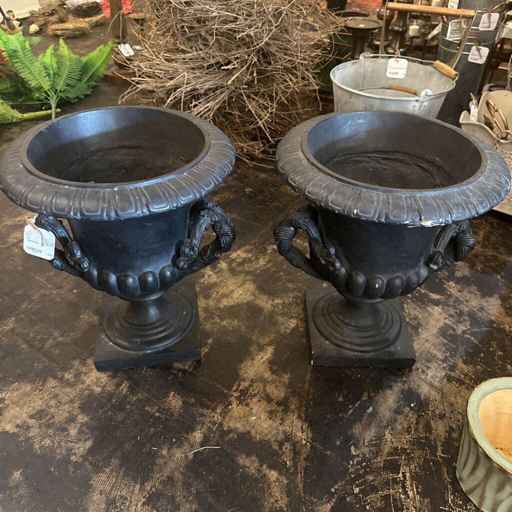 URNS