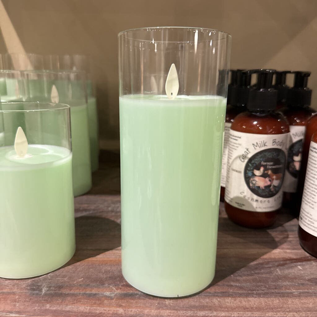 MOVING FLAME PILLAR CANDLE