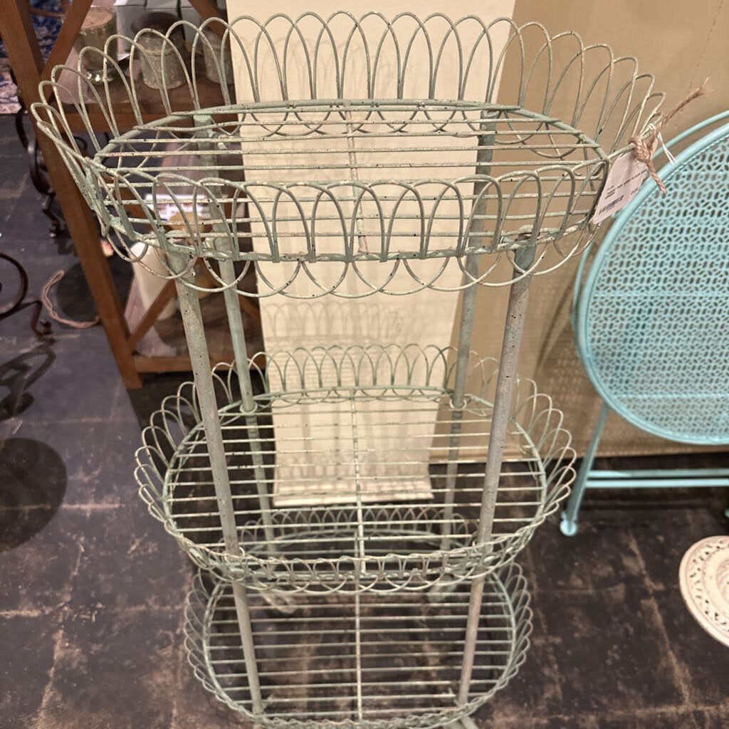 THREE TIER WIRE FLOOR SHELF