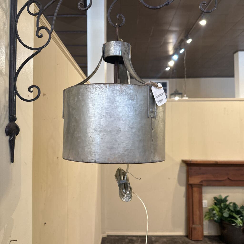 GALVANIZED METAL WIRED HANGING LIGHT
