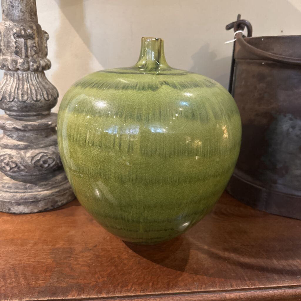 BULBOUS CERAMIC VASE