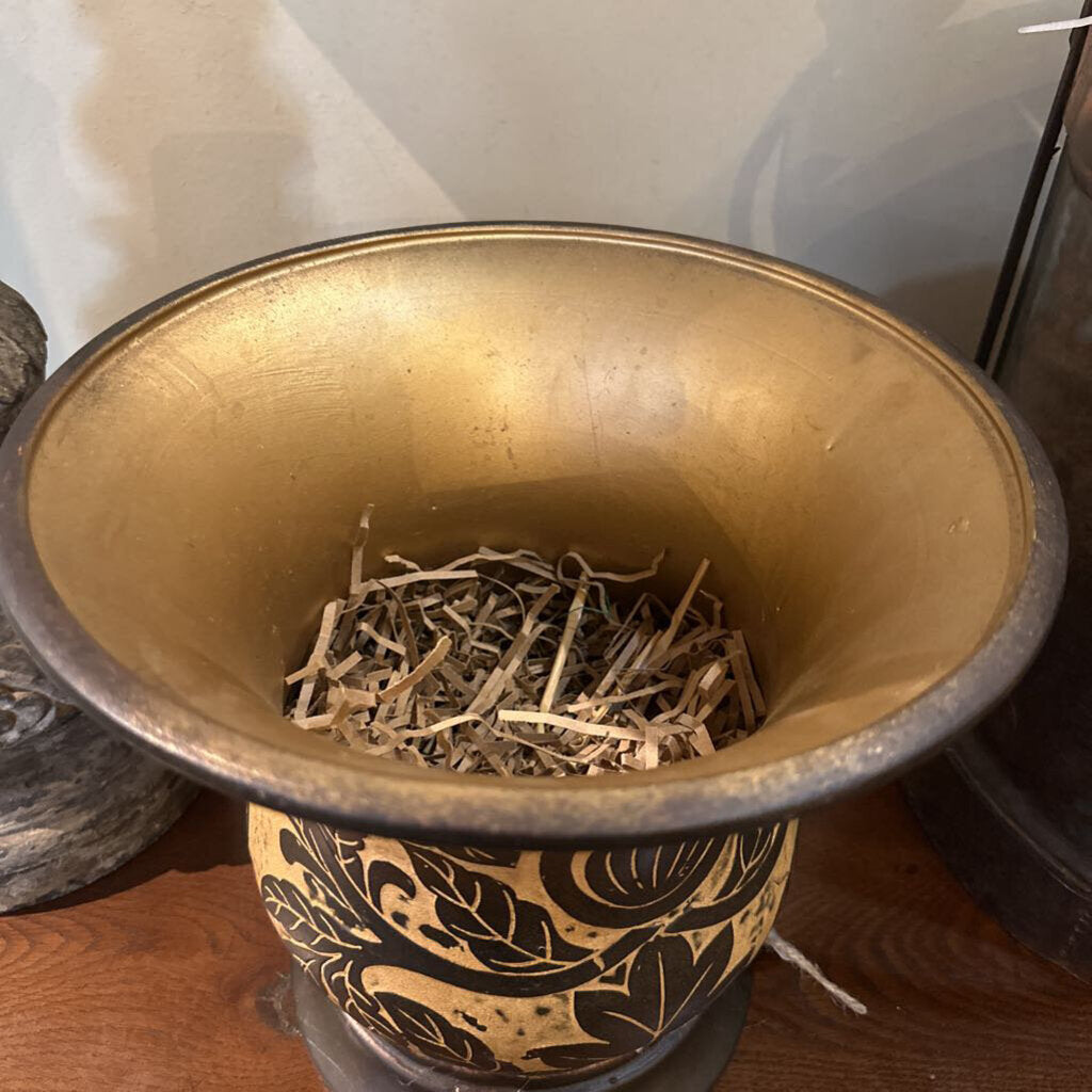 CERAMIC PLANTER