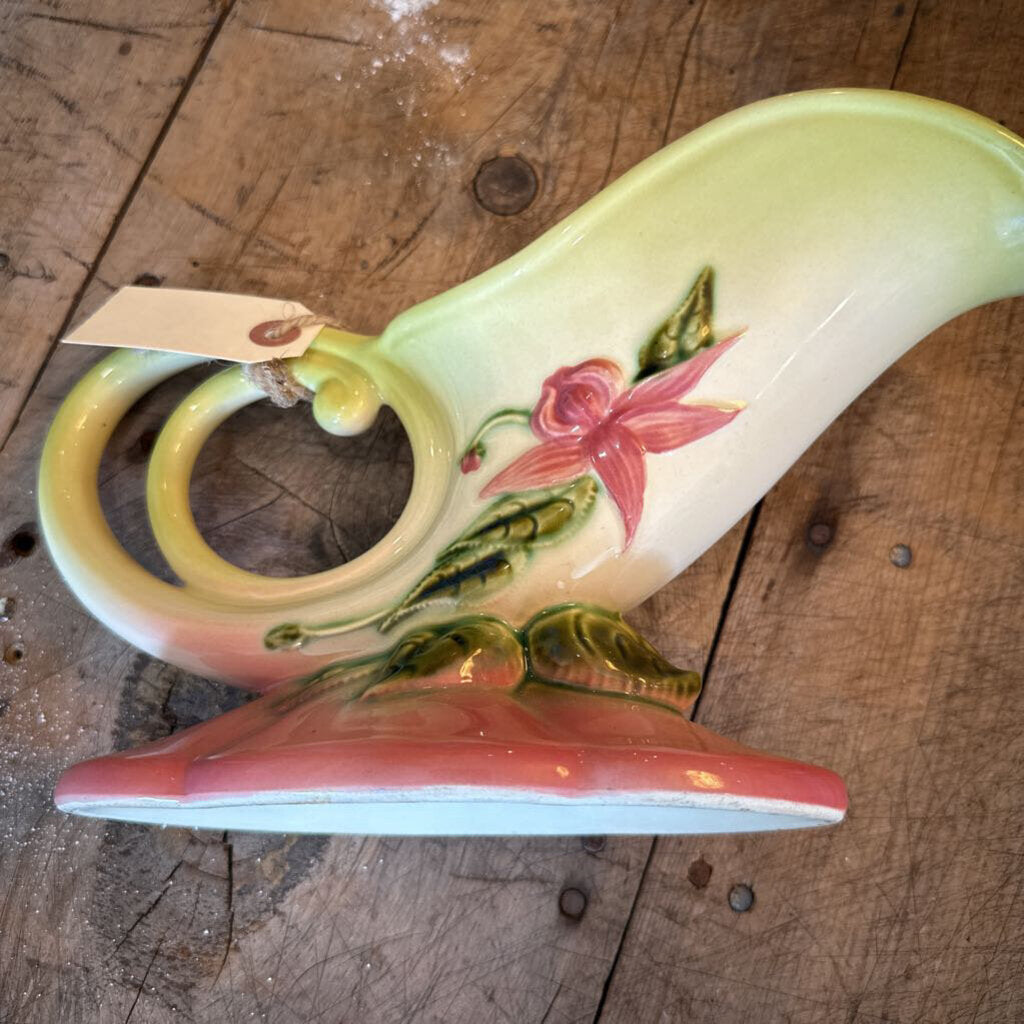 HULL POTTERY CORNUCOPIA VASE