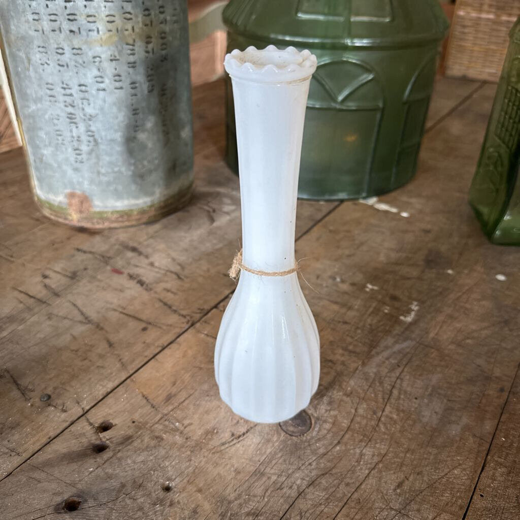 MILK GLASS SCALLOPED EDGE BUD VASE