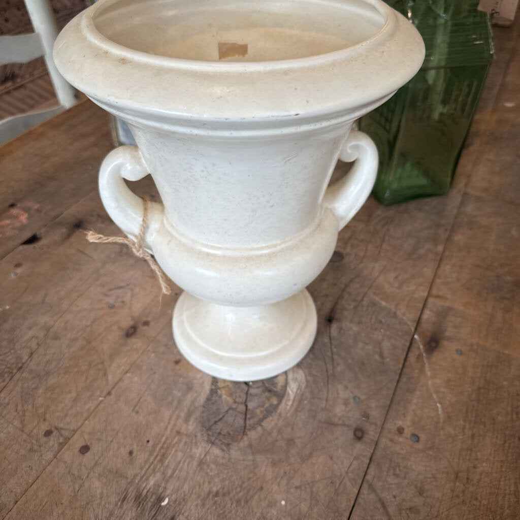 HAEGER URN PLANTER