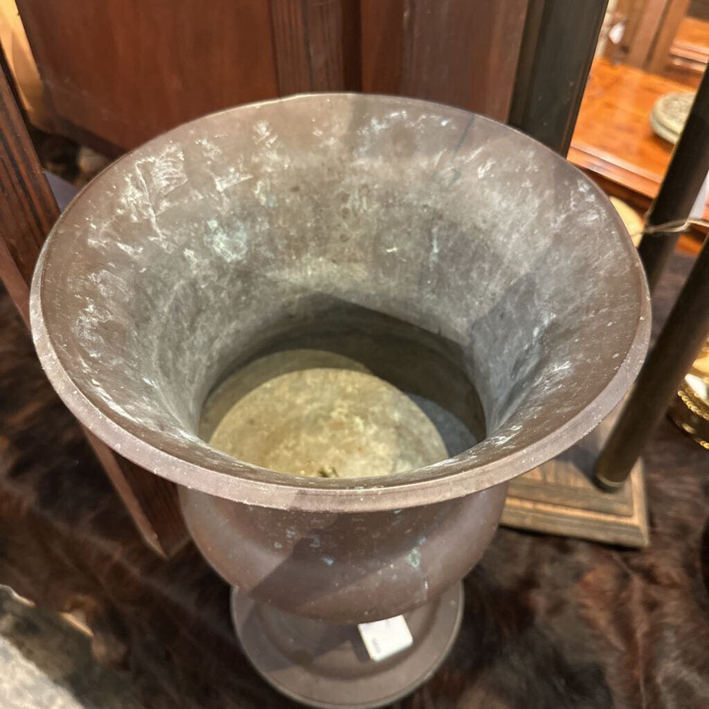 COPPER URN
