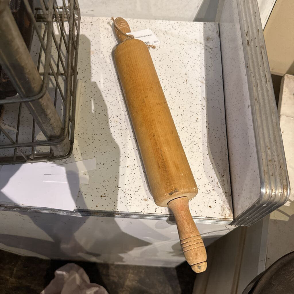 WOODEN ROLLING PIN