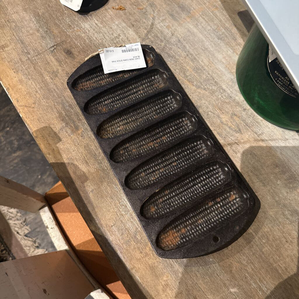 CAST IRON CORN STICK PAN