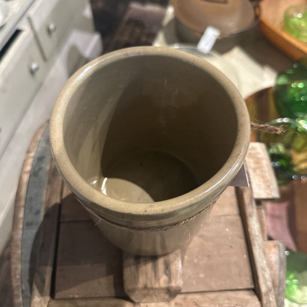 CROCK