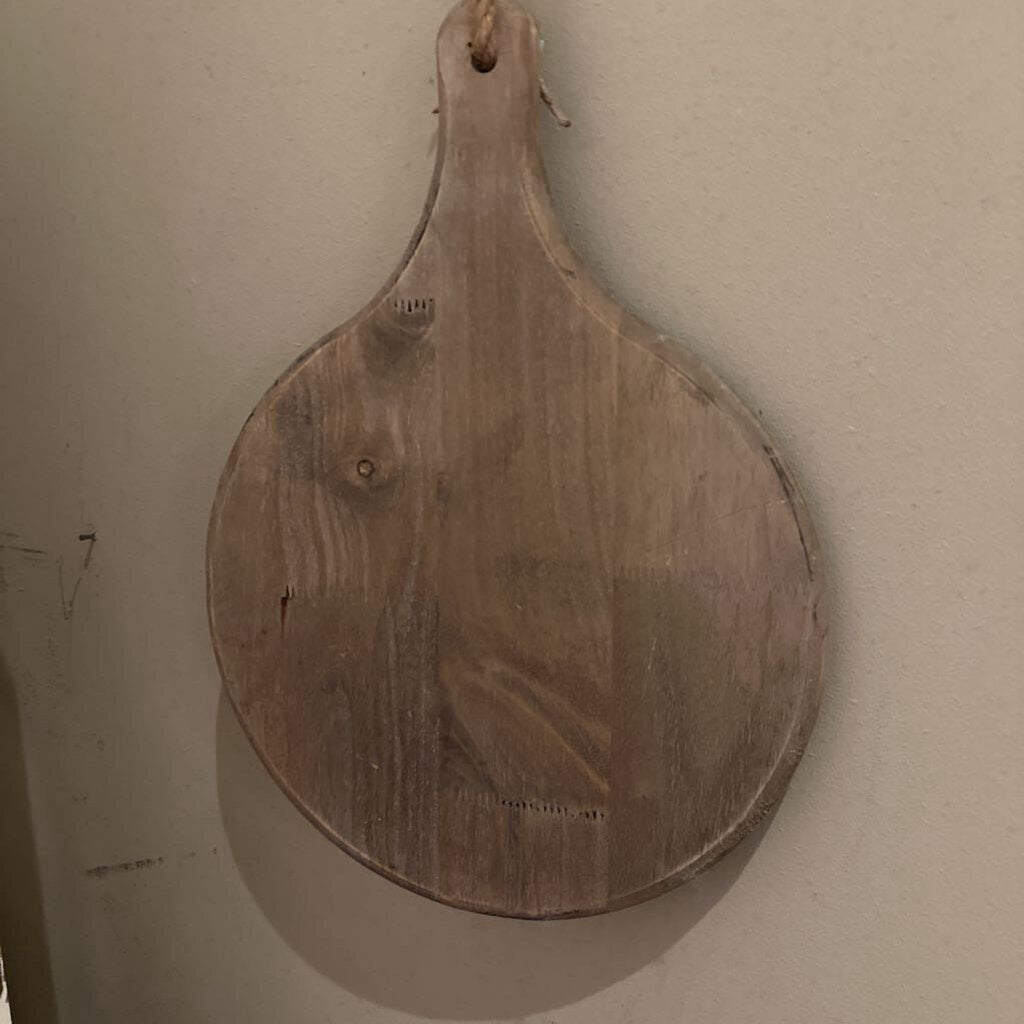 CUTTING BOARD