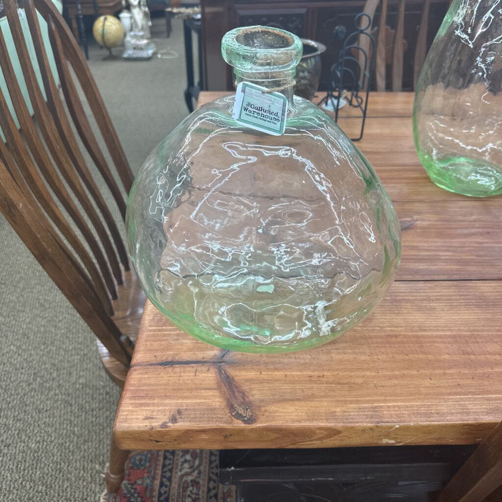 BALLOON VASE