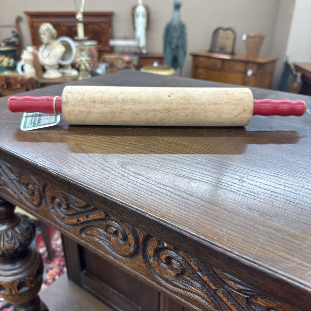 WOODEN ROLLING PIN
