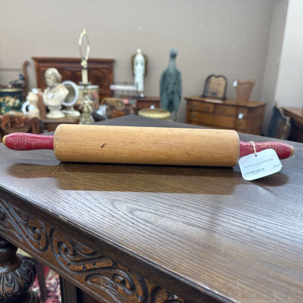WOODEN ROLLING PIN