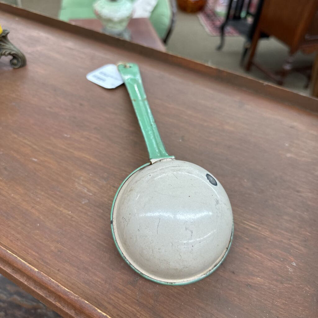 ENAMEL WATER LADLE
