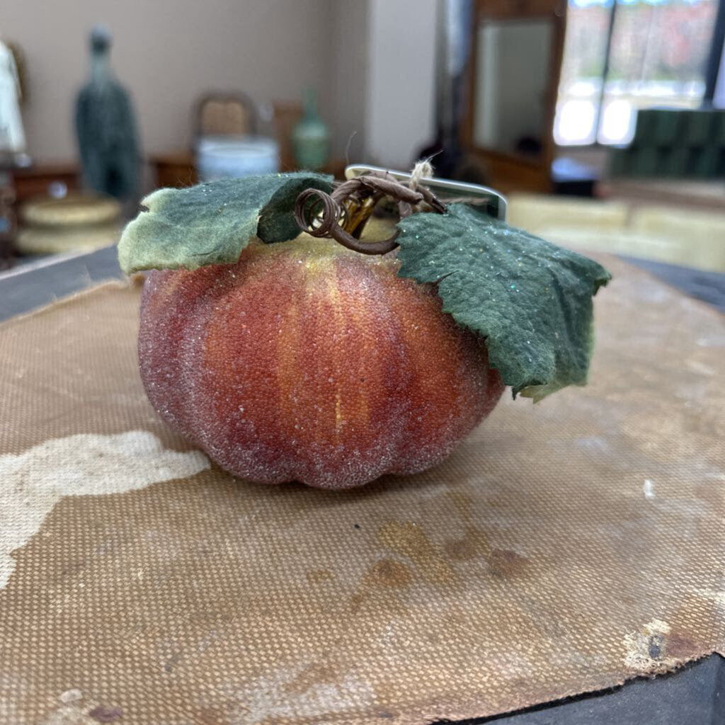 GLITTER PUMPKIN
