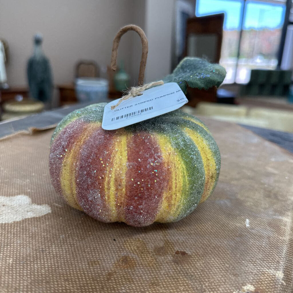 GLITTER STRIPED PUMPKIN