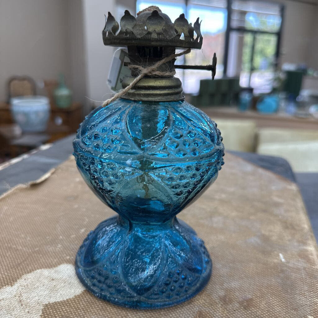 KEROSENE LAMP BASE