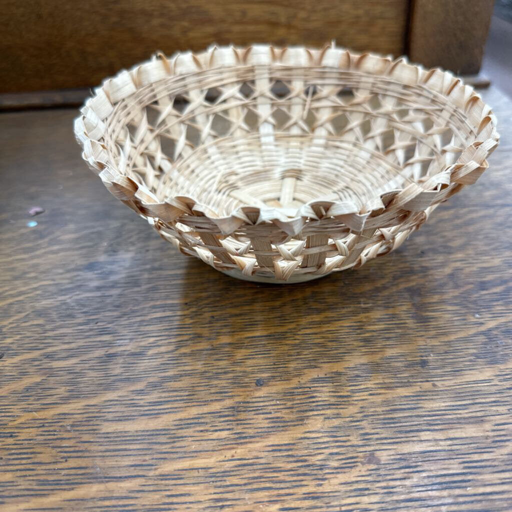 ROUND BASKET