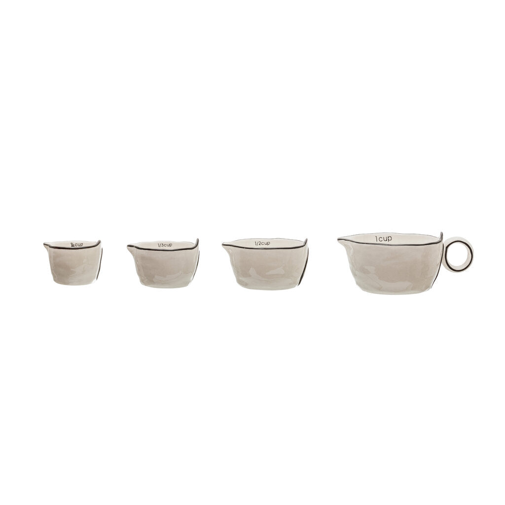 STONEWARE BATTER BOWL MEASURING CUPS